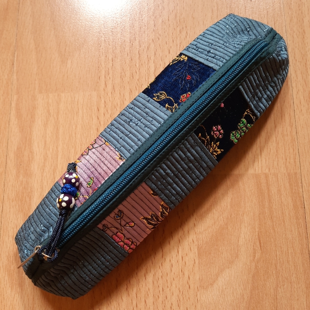 Pencil case 🌸